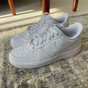 Nike Women’s Air Force 1 ‘07 - Size 7.5
